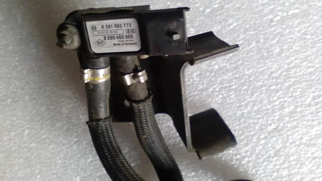 Czujnik DPF szwankuje? Rozpoznaj objawy i uniknij drogich napraw!