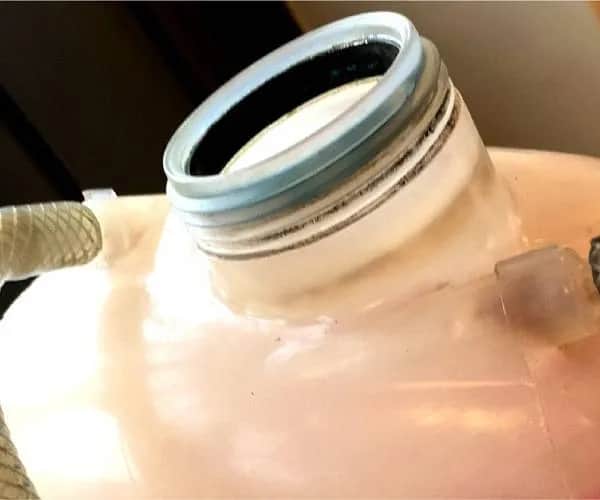 Olej w płynie: Chłodnica czy UPG? Diagnoza i koszty (2026)